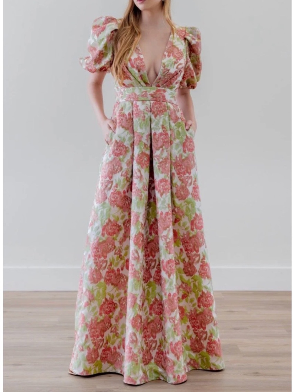 Pink Floral Maxi Dress with Puff Sleeves and V-Neck